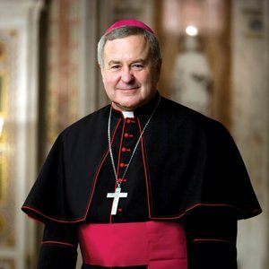 Archbishop Robert Carlson